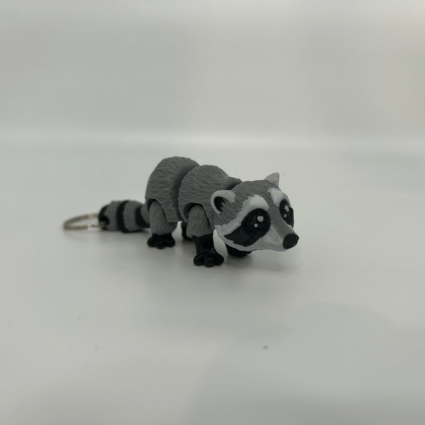 Articulated Raccoon Keyring – Poseable Animal Keychain, Cute and Functional